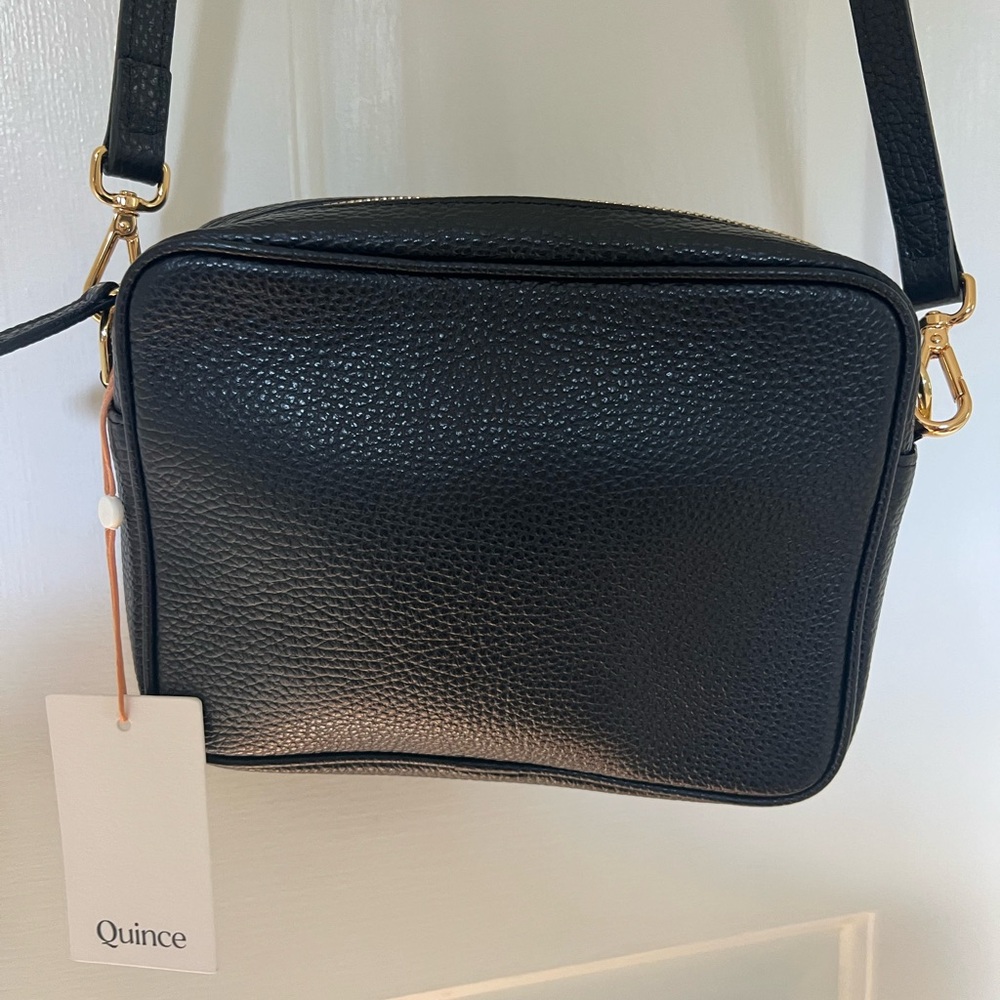 Quince Italian Leather Crossbody in Black Leather NEW! NWT